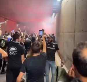 Απόβαση των φιλάθλων του ΟΦΗ (videos)