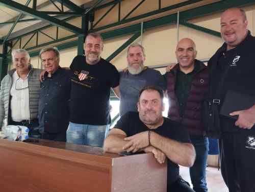 "&Alpha;&sigma;&pi;&rho;ό&mu;&alpha;&upsilon;&rho;&eta;" &Kappa;&upsilon;&rho;&iota;&alpha;&kappa;ή &sigma;&tau;&omicron; &Beta;&Alpha;&Kappa;