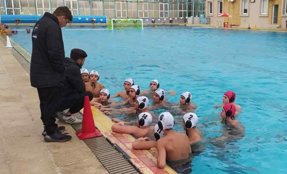 &Sigma;&pi;&omicron;&upsilon;&delta;&alpha;ί&alpha; &epsilon;&pi;&iota;&tau;&upsilon;&chi;ί&alpha; &gamma;&iota;&alpha; &tau;&eta;&nu; &upsilon;&delta;&alpha;&tau;&omicron;&sigma;&phi;&alpha;ί&rho;&iota;&sigma;&eta; &tau;&omicron;&upsilon; &Omicron;&Phi;&Eta;