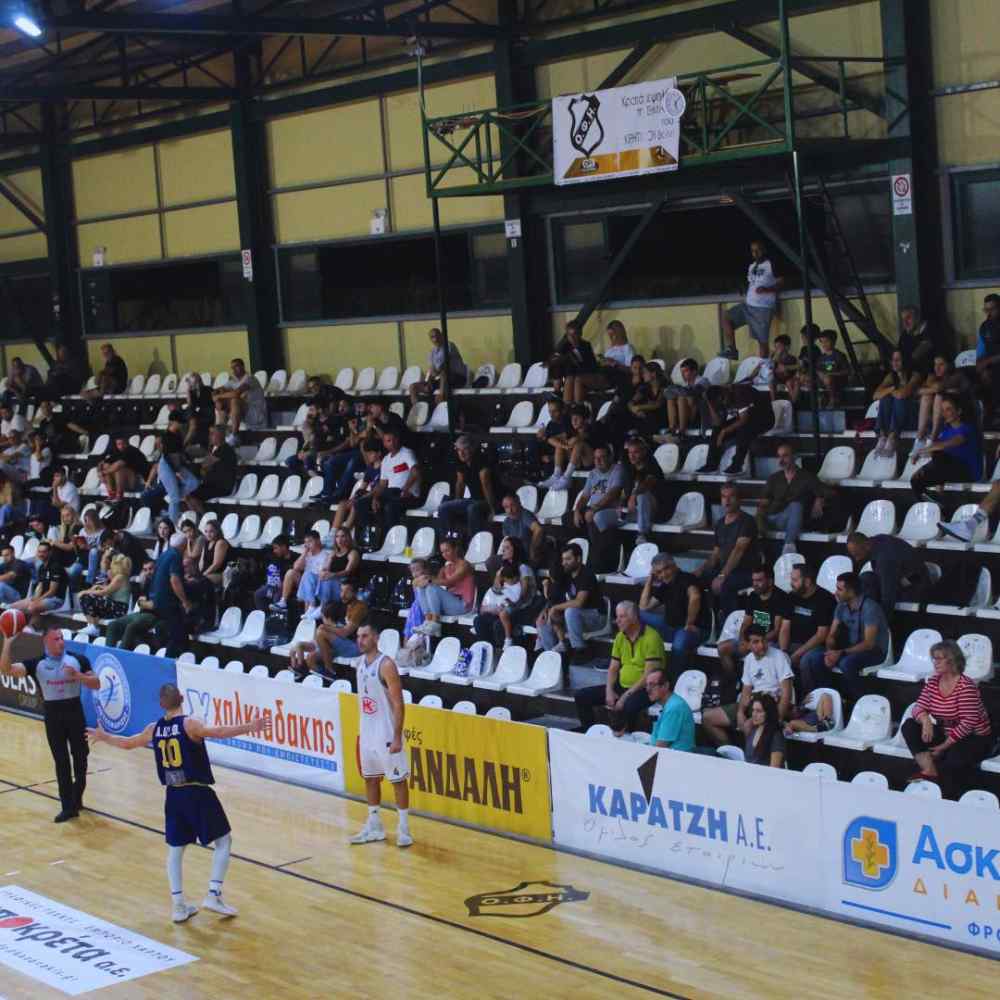 &Psi;ά&chi;&nu;&epsilon;&iota; &tau;&omicron; &delta;&iota;&pi;&lambda;ό &sigma;&tau;&eta; &Nu;έ&alpha; &Phi;&iota;&lambda;&alpha;&delta;έ&lambda;&phi;&epsilon;&iota;&alpha; &tau;&omicron; &mu;&pi;ά&sigma;&kappa;&epsilon;&tau; &tau;&omicron;&upsilon; &Omicron;&Phi;&Eta;
