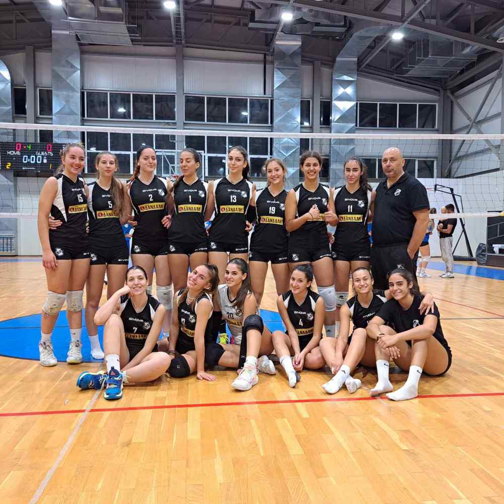 &Delta;&upsilon;&omicron; ή&tau;&tau;&epsilon;&sigmaf; &sigma;&epsilon; &phi;&iota;&lambda;&iota;&kappa;ά, &alpha;&lambda;&lambda;ά &mu;&epsilon; &chi;&rho;ή&sigma;&iota;&mu;&alpha; &sigma;&upsilon;&mu;&pi;&epsilon;&rho;ά&sigma;&mu;&alpha;&tau;&alpha; &gamma;&iota;&alpha; &tau;&iota;&sigmaf; &gamma;&upsilon;&nu;&alpha;ί&kappa;&epsilon;&sigmaf; &tau;&omicron;&upsilon; &Omicron;&Phi;&Eta; (VIDEO)