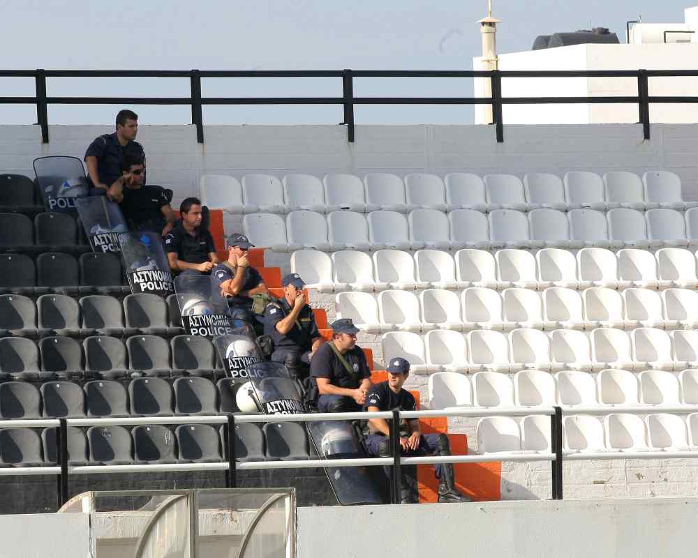 &Eta; &theta;ύ&rho;&alpha; 6 &kappa;&alpha;&iota; &tau;&omicron; &Omicron;&Phi;&Eta;-&Omicron;&lambda;&upsilon;&mu;&pi;&iota;&alpha;&kappa;ό&sigmaf;