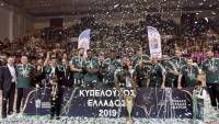 &Kappa;&upsilon;&pi;&epsilon;&lambda;&lambda;&omicron;ύ&chi;&omicron;&sigmaf; &sigma;&tau;&alpha; &Delta;&upsilon;&omicron; &Alpha;&omicron;&rho;ά&kappa;&iota;&alpha; &omicron; &Pi;&alpha;&nu;&alpha;&theta;&eta;&nu;&alpha;&iota;&kappa;ό&sigmaf;, &mu;&pi;&rho;&omicron;&sigma;&tau;ά &sigma;&epsilon; 4.500 &chi;&iota;&lambda;&iota;ά&delta;&epsilon;&sigmaf; &mu;&alpha;&theta;&eta;&tau;έ&sigmaf; &kappa;&alpha;&iota; &alpha;&theta;&lambda;&eta;&tau;έ&sigmaf;