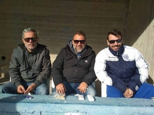 &Kappa;&omicron;&nu;&tau;ά &sigma;&tau;&iota;&sigmaf; &Mu;&iota;&kappa;&tau;έ&sigmaf; &omicron; &Omicron;&Phi;&Eta;
