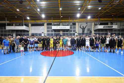 &Sigma;&epsilon; &kappa;&lambda;ί&mu;&alpha; &sigma;&upsilon;&gamma;&kappa;ί&nu;&eta;&sigma;&eta;&sigmaf; &tau;ί&mu;&eta;&sigma;&alpha;&nu; &tau;&eta; &mu;&nu;ή&mu;&eta; &tau;&omicron;&upsilon; &Nu;ί&kappa;&omicron;&upsilon; &Tau;&omicron;ύ&lambda;&eta;