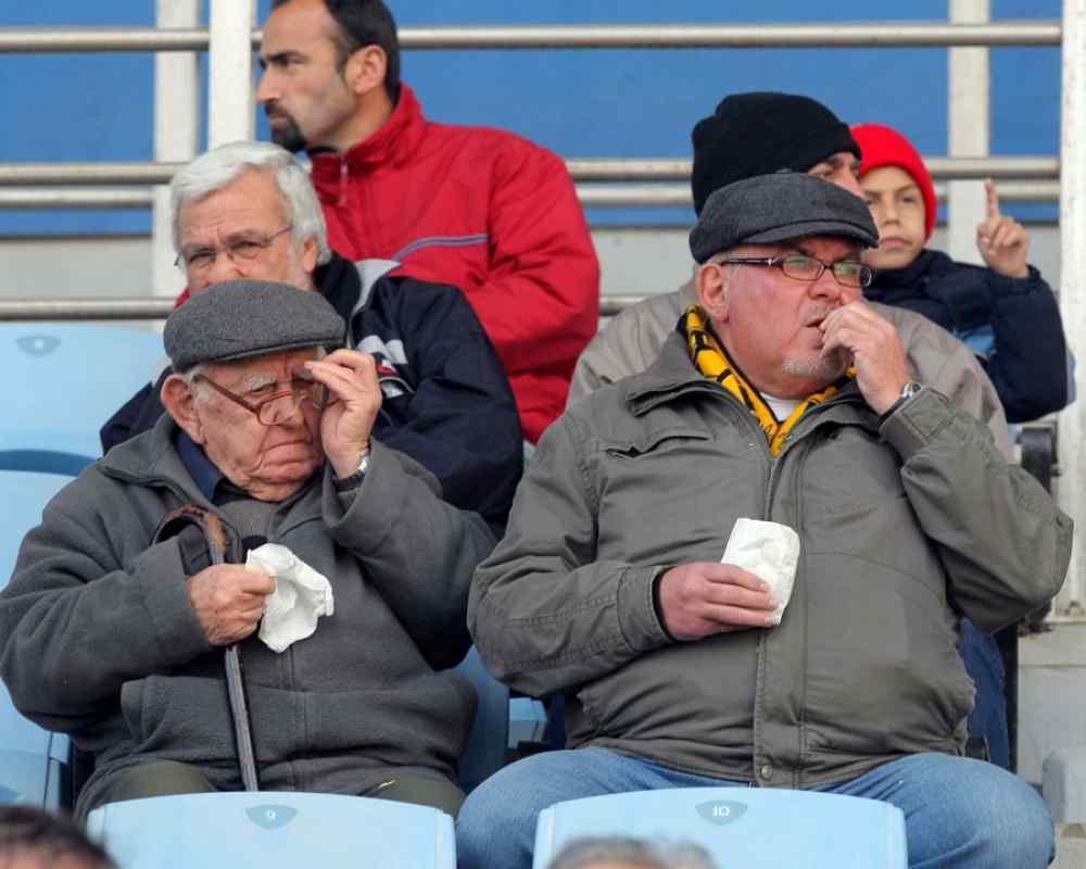 &Theta;&lambda;ί&psi;&eta; &gamma;&iota;&alpha; &tau;&omicron;&nu; &alpha;&iota;&omega;&nu;ό&beta;&iota;&omicron; &phi;ί&lambda;&alpha;&theta;&lambda;&omicron; &tau;&omicron;&upsilon; &Epsilon;&rho;&gamma;&omicron;&tau;έ&lambda;&eta;