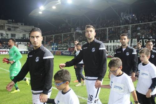 &Mu;&epsilon; &pi;&rho;&omicron;&beta;&lambda;ή&mu;&alpha;&tau;&alpha; &sigma;&tau;&eta; &Lambda;&iota;&beta;&alpha;&delta;&epsilon;&iota;ά &omicron; &Omicron;&Phi;&Eta;