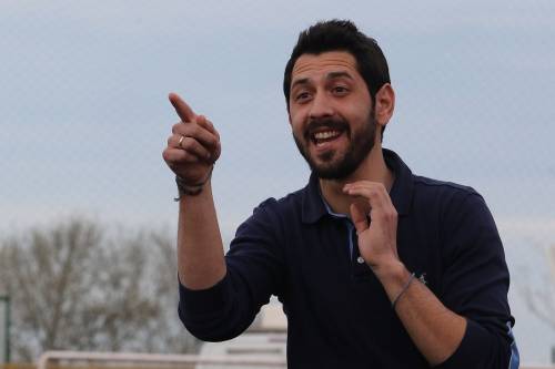 &Omicron; &Gamma;&iota;ώ&rho;&gamma;&omicron;&sigmaf; &Pi;&epsilon;&tau;&rho;ά&kappa;&eta;&sigmaf; &alpha;&nu;&alpha;&lambda;&alpha;&mu;&beta;ά&nu;&epsilon;&iota; &tau;&omicron;&nu; &Kappa;&iota;&sigma;&sigma;&alpha;&mu;&iota;&kappa;ό