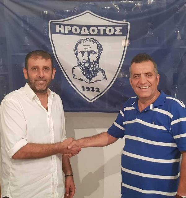 &Sigma;&upsilon;&nu;&epsilon;&chi;ί&zeta;&epsilon;&iota; &sigma;&tau;&omicron; &tau;&iota;&mu;ό&nu;&iota; &tau;&omicron;&upsilon; &Eta;&rho;&omicron;&delta;ό&tau;&omicron;&upsilon;