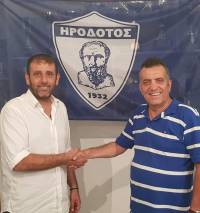 &Sigma;&upsilon;&nu;&epsilon;&chi;ί&zeta;&epsilon;&iota; &sigma;&tau;&omicron; &tau;&iota;&mu;ό&nu;&iota; &tau;&omicron;&upsilon; &Eta;&rho;&omicron;&delta;ό&tau;&omicron;&upsilon;