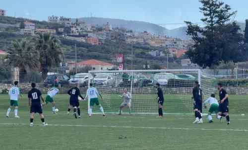 &Gamma;' &Epsilon;&theta;&nu;&iota;&kappa;ή: &Pi;&alpha;&rho;&alpha;&mu;έ&nu;&epsilon;&iota; &sigma;&tau;&omicron; &kappa;ό&lambda;&pi;&omicron; &omicron; &Gamma;&iota;&omicron;ύ&chi;&tau;&alpha;&sigmaf;-&Omicron;&lambda;&alpha; &tau;&alpha; &alpha;&pi;&omicron;&tau;&epsilon;&lambda;έ&sigma;&mu;&alpha;&tau;&alpha;