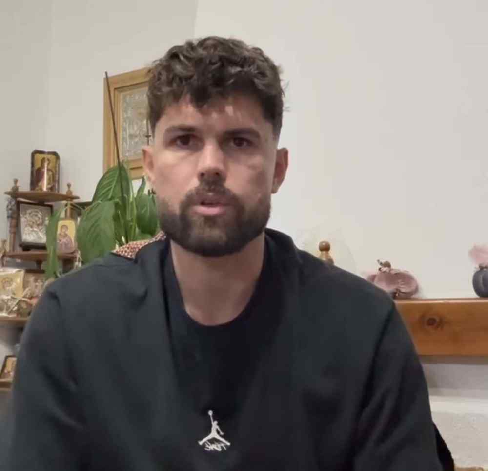 &Gamma;&iota;ά&nu;&nu;&eta;&sigmaf; &Rho;&omicron;&upsilon;&mu;&epsilon;&lambda;&iota;&omega;&tau;ά&kappa;&eta;&sigmaf; : "&Mu;&iota;&alpha; &chi;&rho;&omicron;&nu;&iota;ά &mu;&epsilon; &upsilon;&gamma;&epsilon;ί&alpha; &kappa;&alpha;&iota; &epsilon;&pi;&iota;&tau;&upsilon;&chi;ί&epsilon;&sigmaf; &mu;&epsilon; &tau;&omicron;&nu; &Omicron;&Phi;&Eta;"
