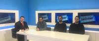 &Mu;&iota;&alpha; &upsilon;&pi;έ&rho;&omicron;&chi;&eta; &pi;&omicron;&delta;&omicron;&sigma;&phi;&alpha;&iota;&rho;&iota;&kappa;ή &iota;&sigma;&tau;&omicron;&rho;ί&alpha;: &Tau;&rho;&iota;&alpha; &alpha;&delta;έ&rho;&phi;&iota;&alpha;, &delta;&iota;&epsilon;&kappa;&delta;&iota;&kappa;&omicron;ύ&nu; &mu;&epsilon; &delta;&iota;&alpha;&phi;&omicron;&rho;&epsilon;&tau;&iota;&kappa;έ&sigmaf; &omicron;&mu;ά&delta;&epsilon;&sigmaf;, έ&nu;&alpha; &Kappa;ύ&pi;&epsilon;&lambda;&lambda;&omicron;