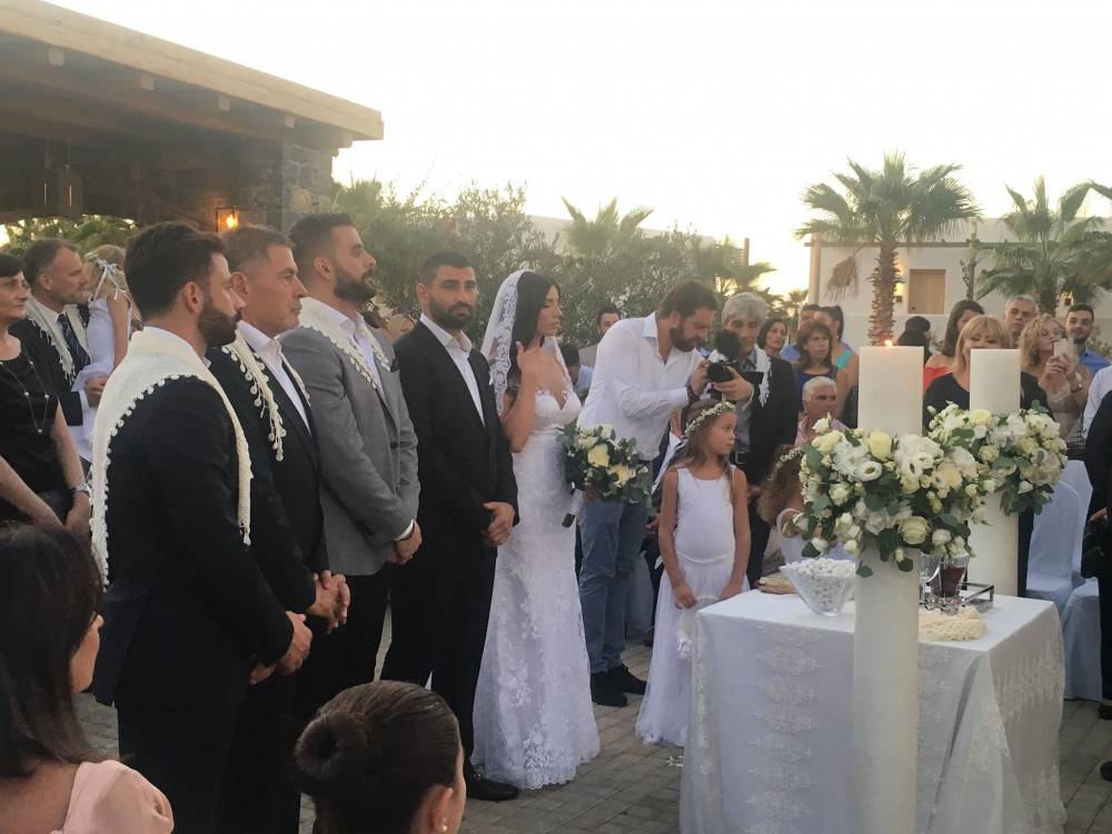M&epsilon;&gamma;ά&lambda;&epsilon;&sigmaf; &chi;&alpha;&rho;έ&sigmaf; &gamma;&iota;&alpha; &tau;&eta;&nu; &omicron;&iota;&kappa;&omicron;&gamma;έ&nu;&epsilon;&iota;&alpha; &Tau;&zeta;&iota;&rho;ά&kappa;&eta;
