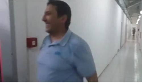 &Tau;&omicron; "&mu;&pi;&rho;ά&beta;&omicron; &pi;&alpha;&iota;&chi;&tau;&alpha;&rho;ά&delta;&epsilon;&sigmaf; &mu;&omicron;&upsilon;!" &tau;&omicron;&upsilon; &Pi;&alpha;&pi;&alpha;&delta;ό&pi;&omicron;&upsilon;&lambda;&omicron;&upsilon; &sigma;&tau;&omicron;&upsilon;&sigmaf; &pi;&alpha;ί&kappa;&tau;&epsilon;&sigmaf; &tau;&omicron;&upsilon; &Omicron;&Phi;&Eta;! (VIDEO)