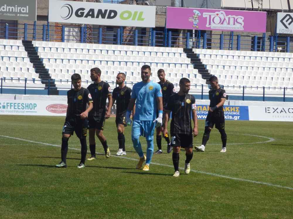 &Omicron; &pi;&alpha;&rho;ά&delta;&epsilon;&iota;&sigma;&omicron;&sigmaf; έ&gamma;&iota;&nu;&epsilon;...&kappa;ό&lambda;&alpha;&sigma;&eta;
