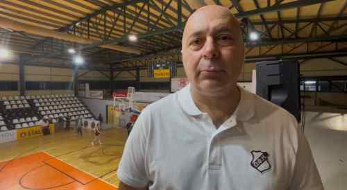 &Nu;ί&kappa;&omicron;&sigmaf; &Pi;&rho;&omicron;ύ&phi;&alpha;&sigmaf;: "&Phi;ύ&gamma;&alpha;&mu;&epsilon; &gamma;&epsilon;&mu;ά&tau;&omicron;&iota; &alpha;&pi;&omicron; &tau;&omicron; &gamma;ή&pi;&epsilon;&delta;&omicron;"