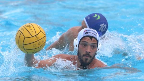 &Omicron;&Phi;&Eta;-&Rho;έ&theta;&upsilon;&mu;&nu;&omicron;: &Kappa;&rho;&eta;&tau;&iota;&kappa;ό &nu;&tau;έ&rho;&mu;&pi;&iota; &sigma;&tau;&omicron; &kappa;&omicron;&lambda;&upsilon;&mu;&beta;&eta;&tau;ή&rho;&iota;&omicron;