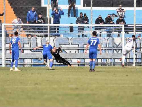 &Phi;&omega;&nu;ά&zeta;&epsilon;&iota; &gamma;&iota;&alpha; &tau;&omicron; &pi;έ&nu;&alpha;&lambda;&tau;&iota; &sigma;&tau;&omicron; 97' (VIDEO)