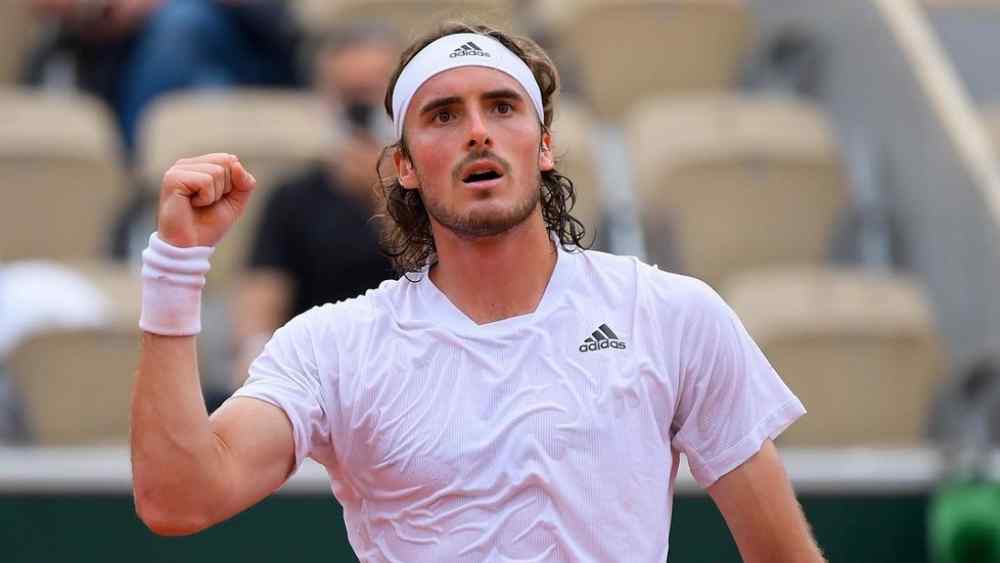 &Mu;&epsilon; 41 winners &sigma;&tau;&omicron;&upsilon;&sigmaf; "8" &tau;&omicron;&upsilon; Roland Garros &omicron; &Tau;&sigma;&iota;&tau;&sigma;&iota;&pi;ά&sigmaf; (VIDEO)