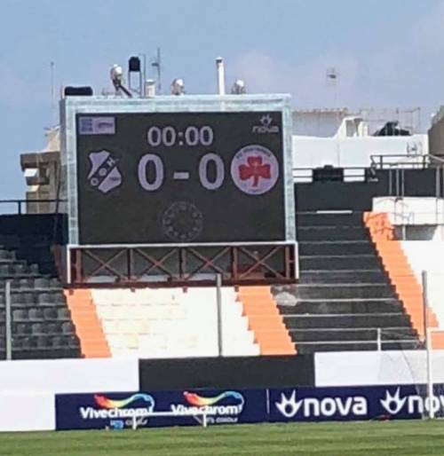 O &phi;&omega;&tau;&epsilon;&iota;&nu;ό&sigmaf; &pi;ί&nu;&alpha;&kappa;&alpha;&sigmaf; &tau;&omicron;&upsilon; &Gamma;&epsilon;&nu;&tau;ί &Kappa;&omicron;&upsilon;&lambda;έ! (VIDEO)