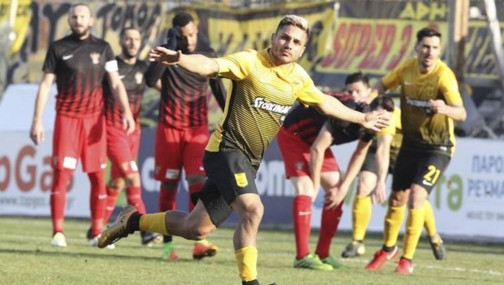 Football league: &Omicron;&rho;&gamma;&iota;&alpha; &upsilon;&pi;έ&rho; &tau;&omicron;&upsilon; &Alpha;&rho;&eta;, &nu;έ&alpha; &gamma;&kappa;έ&lambda;&alpha; &gamma;&iota;&alpha; &tau;&eta; &Delta;&rho;ά&mu;&alpha;!