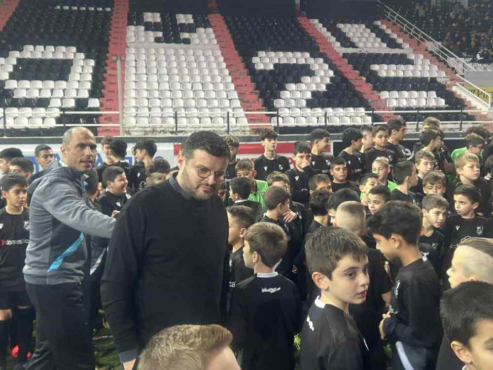 &Pi;ί&sigma;&tau;&eta; &sigma;&tau;&alpha; &nu;έ&alpha; &pi;&alpha;&iota;&delta;&iota;ά
