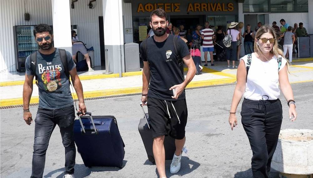 &Theta;&alpha; &pi;&epsilon;&rho;ά&sigma;&epsilon;&iota; "&sigma;&kappa;&lambda;&eta;&rho;ό" &delta;&epsilon;&kappa;&alpha;ή&mu;&epsilon;&rho;&omicron;