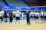 Allwyn Final-4: &Sigma;&tau;&eta; &Lambda;ά&rho;&iota;&sigma;&alpha; &omicron; &Omicron;&Phi;&Eta; &gamma;&iota;&alpha; &tau;&omicron;&nu; &eta;&mu;&iota;&tau;&epsilon;&lambda;&iota;&kappa;ό &mu;&epsilon; &tau;&omicron;&nu; &Pi;&alpha;&nu;&alpha;&theta;&eta;&nu;&alpha;ϊ&kappa;ό (&Phi;&Omega;&Tau;&Omicron;&Gamma;&Rho;&Alpha;&Phi;&Iota;&Epsilon;&Sigma;)