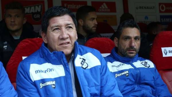 &Omicron; &Omicron;&Phi;&Eta; &psi;ά&chi;&nu;&epsilon;&iota; 5 &nu;ί&kappa;&epsilon;&sigmaf; &sigma;&epsilon; 8 &pi;&alpha;&iota;&chi;&nu;ί&delta;&iota;&alpha;