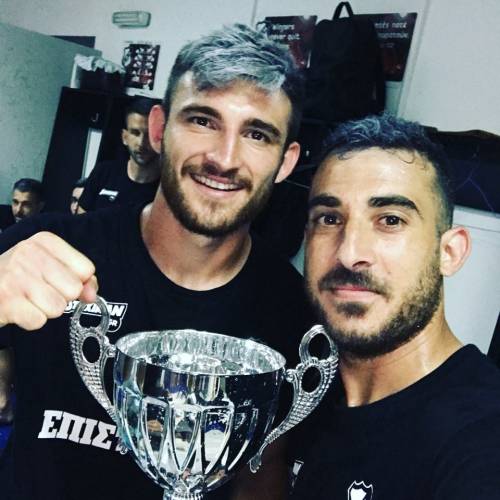 &Eta; &kappa;&alpha;&rho;&delta;&iota;ά &pi;&rho;&omega;&tau;&alpha;&theta;&lambda;&eta;&tau;ή &pi;&omicron;&upsilon; &epsilon;ί&chi;&epsilon; &omicron; &Omicron;&Phi;&Eta;!