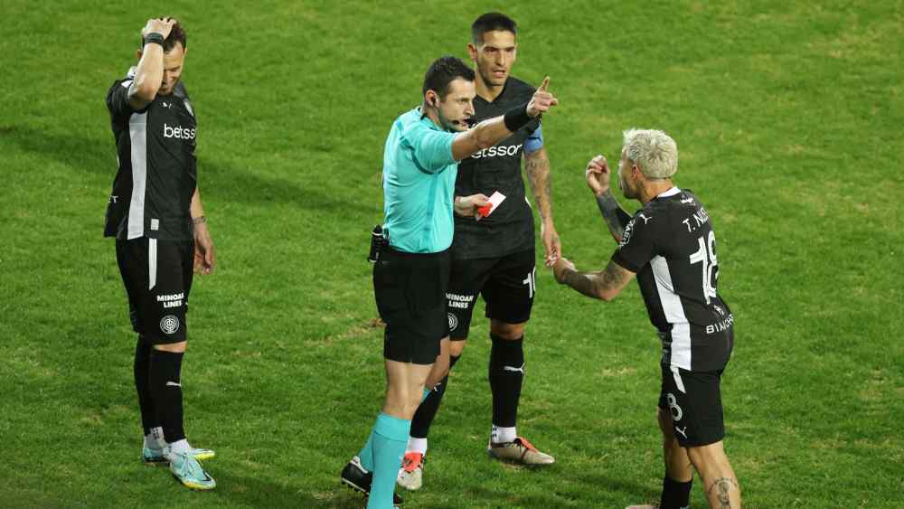 &Kappa;ό&kappa;&kappa;&iota;&nu;&eta; &kappa;ά&rho;&tau;&alpha; &sigma;&tau;&omicron; &Nu;&omicron;&upsilon;&sigmaf;-&Mu;&epsilon; 9 &sigma;&upsilon;&nu;&epsilon;&chi;ί&zeta;&epsilon;&iota; &omicron; &Omicron;&Phi;&Eta;