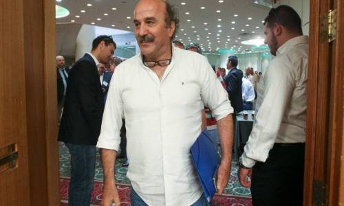 &Tau;&omicron; &pi;&alpha;&lambda;&epsilon;ύ&epsilon;&iota; &omicron; &Tau;&zeta;ώ&rho;&tau;&zeta;&omicron;&gamma;&lambda;&omicron;&upsilon;