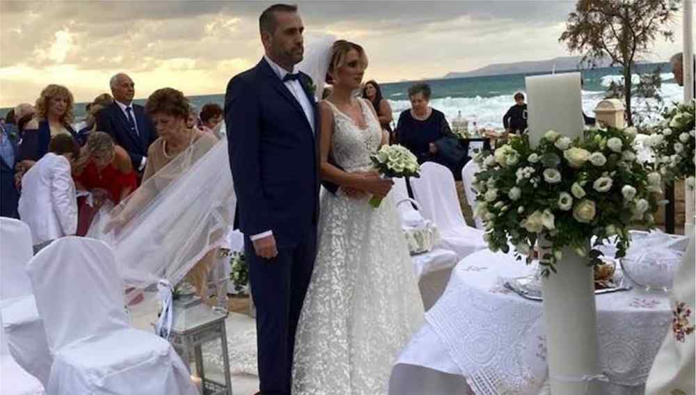 &Chi;&alpha;&rho;έ&sigmaf; &sigma;&tau;&omicron;&nu; &Epsilon;&rho;&gamma;&omicron;&tau;έ&lambda;&eta;