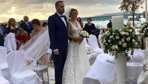 &Chi;&alpha;&rho;έ&sigmaf; &sigma;&tau;&omicron;&nu; &Epsilon;&rho;&gamma;&omicron;&tau;έ&lambda;&eta;