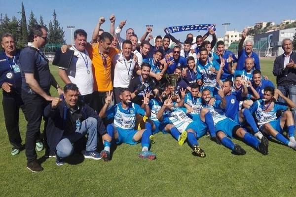 T&alpha; &pi;ή&rho;&epsilon;&sigmaf; ό&lambda;&alpha; &kappa;&alpha;&iota; έ&phi;&upsilon;&gamma;&epsilon;&sigmaf;!