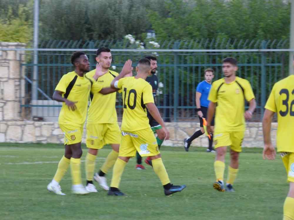 &Eta; &gamma;&kappa;&omicron;&lambda;ά&rho;&alpha; &tau;&omicron;&upsilon; &Kappa;&omicron;&upsilon;ά&tau;&epsilon;&nu;&gamma;&kappa; (VIDEO)