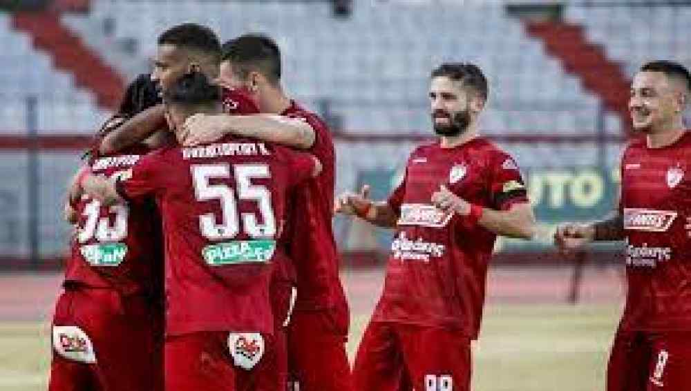 "Bό&mu;&beta;&epsilon;&sigmaf;" &sigma;&tau;&omicron; &Kappa;ύ&pi;&epsilon;&lambda;&lambda;&omicron;-A&pi;&omicron;&kappa;&lambda;&epsilon;ί&sigma;&tau;&eta;&kappa;&alpha;&nu; &delta;&upsilon;&omicron; &omicron;&mu;ά&delta;&epsilon;&sigmaf; &tau;&eta;&sigmaf; &Sigma;&omicron;ύ&pi;&epsilon;&rho; &Lambda;ί&gamma;&kappa; (VIDEOS)