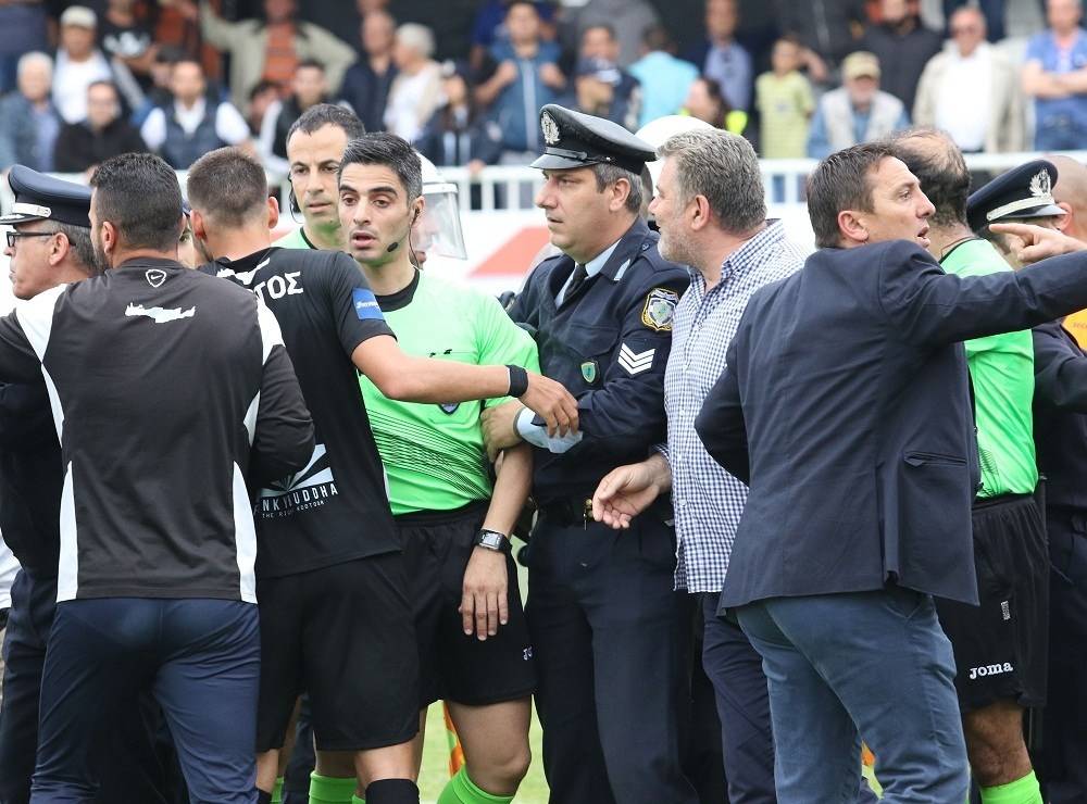 &Tau;&omicron; ...&pi;έ&nu;&alpha;&lambda;&tau;&iota; &tau;&eta;&sigmaf; &nu;&tau;&rho;&omicron;&pi;ή&sigmaf; &sigma;&tau;&omicron; &Omicron;&Phi;&Eta;-&Alpha;&pi;ό&lambda;&lambda;&omega;&nu;! (VIDEO)