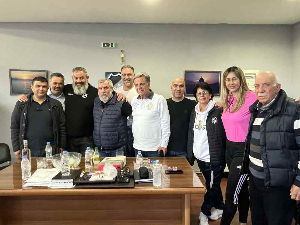 &Epsilon;&rho;&alpha;&sigma;&iota;&tau;έ&chi;&nu;&eta;&sigmaf; &Omicron;&Phi;&Eta;: "&Tau;&omicron; &tau;&mu;ή&mu;&alpha; &beta;ό&lambda;&epsilon;ϊ &tau;&omicron;&upsilon; &Omicron;&Phi;&Eta; &kappa;ά&nu;&epsilon;&iota; &upsilon;&pi;&epsilon;&rho;ή&phi;&alpha;&nu;&omicron; &tau;&omicron; &sigma;ύ&lambda;&lambda;&omicron;&gamma;&omicron; &mu;&alpha;&sigmaf;"