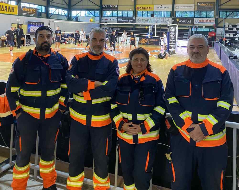 &Omicron;&iota; &epsilon;&theta;&epsilon;&lambda;&omicron;&nu;&tau;έ&sigmaf; &tau;&eta;&sigmaf; "&Epsilon;&Pi;&Iota;&Delta;&Rho;&Alpha;&Sigma;&Eta;&Sigma;" &sigma;&tau;&omicron; &pi;&lambda;&epsilon;&upsilon;&rho;ό &tau;&eta;&sigmaf; &omicron;&mu;ά&delta;&alpha;&sigmaf; &beta;ό&lambda;&epsilon;ϊ &tau;&omicron;&upsilon; &Omicron;&Phi;&Eta;