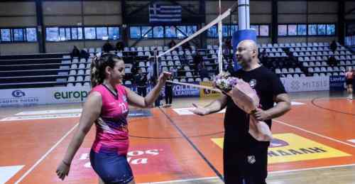 &Mu;&iota;&alpha; &alpha;&nu;&theta;&omicron;&delta;έ&sigma;&mu;&eta; &sigma;&tau;&eta;&nu; &Alpha;&theta;&eta;&nu;ά, &alpha;&pi;&omicron; &tau;&omicron;&nu; &Omicron;&Phi;&Eta;