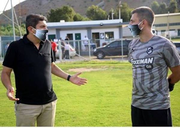&Mu;&epsilon;...&mu;ά&sigma;&kappa;&alpha; &Omicron;&Phi;&Eta; &omicron; &Alpha;&upsilon;&gamma;&epsilon;&nu;ά&kappa;&eta;&sigmaf;