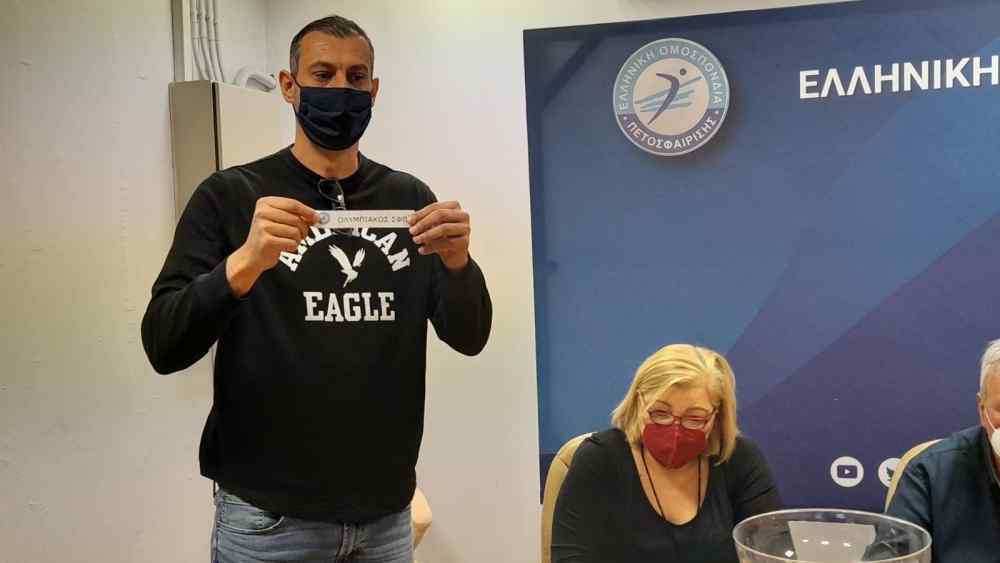 &Kappa;ύ&pi;&epsilon;&lambda;&lambda;&omicron; &beta;ό&lambda;&epsilon;&iota;: &Tau;&alpha; &zeta;&epsilon;&upsilon;&gamma;ά&rho;&iota;&alpha; &tau;&omega;&nu; &pi;&rho;&omicron;&eta;&mu;&iota;&tau;&epsilon;&lambda;&iota;&kappa;ώ&nu;