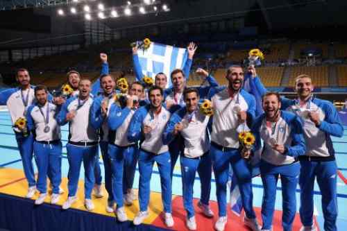 &Tau;&alpha; &sigma;&upsilon;&gamma;&chi;&alpha;&rho;&eta;&tau;ή&rho;&iota;&alpha; &tau;&omicron;&upsilon; &Epsilon;&Alpha;&Kappa;&Eta; &sigma;&tau;&omicron;&upsilon;&sigmaf; "&Gamma;&Iota;&Gamma;&Alpha;&Nu;&Tau;&Epsilon;&Sigma;" &tau;&eta;&sigmaf; &Epsilon;&theta;&nu;&iota;&kappa;ή&sigmaf; &pi;ό&lambda;&omicron;, &alpha;&lambda;&lambda;ά &kappa;&alpha;&iota; &sigma;&tau;&alpha; &kappa;&omicron;&rho;ί&tau;&sigma;&iota;&alpha; &tau;&omicron;&upsilon; &Omicron;&Phi;&Eta;
