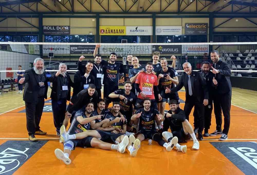 &Sigma;&kappa;&omicron;&rho; &kappa;&alpha;&iota; &theta;έ&alpha;&mu;&alpha;: &Omicron; &kappa;ό&sigma;&mu;&omicron;&sigmaf; &tau;&rho;&alpha;&gamma;&omicron;&upsilon;&delta;&omicron;ύ&sigma;&epsilon; &kappa;&alpha;&iota; &omicron;&iota; &pi;&alpha;ί&kappa;&tau;&epsilon;&sigmaf; &tau;&omicron;&upsilon; &Omicron;&Phi;&Eta; "&zeta;&omega;&gamma;&rho;ά&phi;&iota;&zeta;&alpha;&nu;" &sigma;&tau;&omicron; 3-0 &epsilon;&pi;ί &tau;&omicron;&upsilon; &Pi;&alpha;&nu;&iota;&omega;&nu;ί&omicron;&upsilon;!
