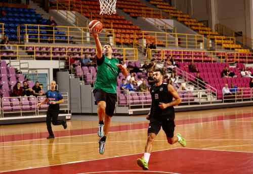 &Phi;&iota;&lambda;&iota;&kappa;ή &nu;ί&kappa;&eta; &tau;&eta;&sigmaf; &Alpha;&nu;&alpha;&gamma;έ&nu;&nu;&eta;&sigma;&eta;&sigmaf; 77-58 &tau;&omicron;&nu; &Omicron;&Phi;&Eta;