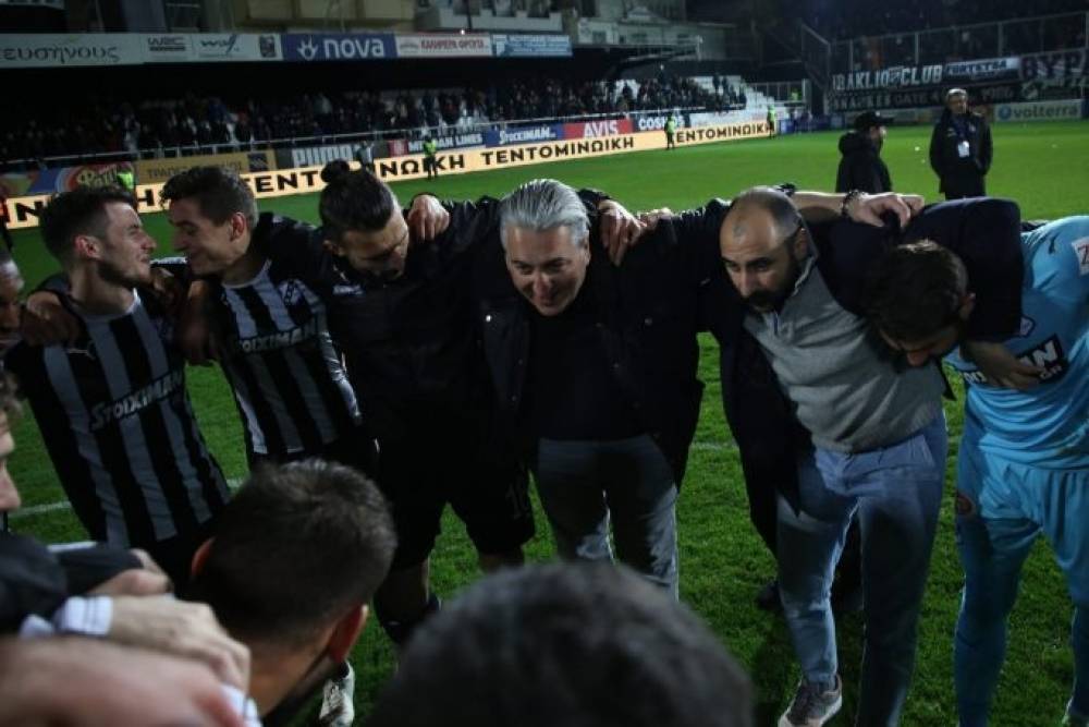 &Sigma;&upsilon;&nu;&epsilon;&chi;ί&zeta;&epsilon;&iota; &nu;&alpha; &pi;&lambda;&eta;&rho;ώ&nu;&epsilon;&iota; &mu;ό&nu;&omicron;&sigmaf; &tau;&omicron;&upsilon; &omicron; &Mu;&pi;&omicron;ύ&sigma;&eta;&sigmaf;