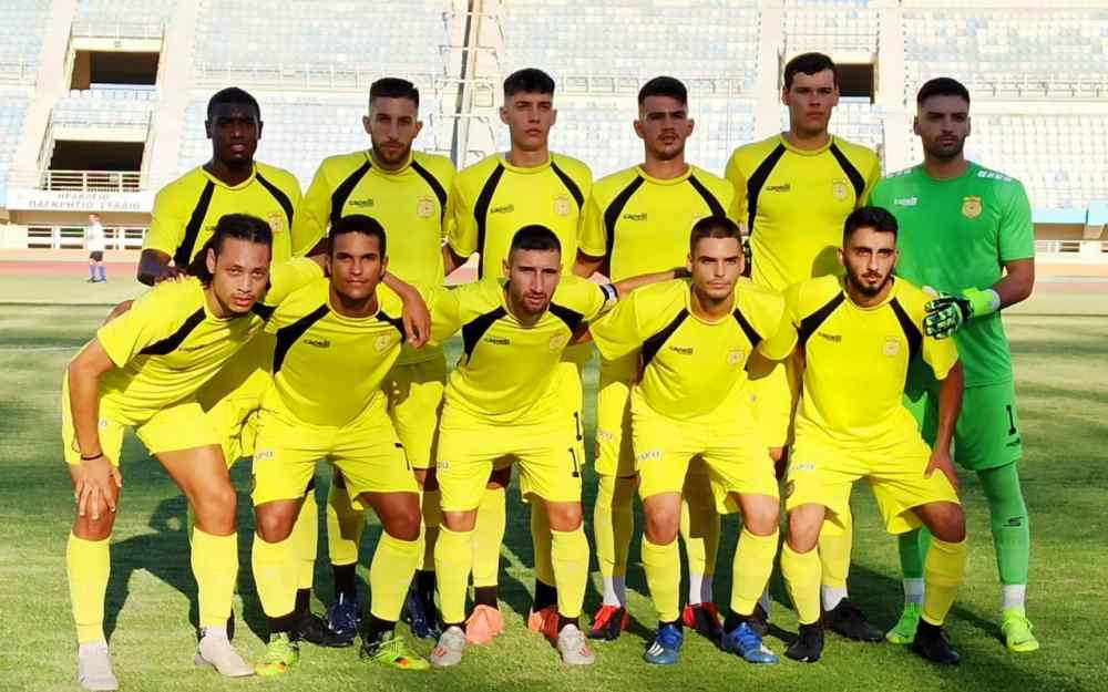 &Mu;&epsilon; Conraad &eta; &pi;&rho;ώ&tau;&eta; &phi;&iota;&lambda;&iota;&kappa;ή &nu;ί&kappa;&eta; &tau;&omicron;&upsilon; &Epsilon;&rho;&gamma;&omicron;&tau;έ&lambda;&eta;
