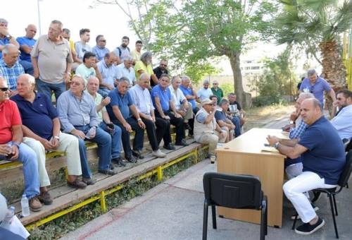 &Tau;&alpha;...&rho;έ&sigma;&tau;&alpha; &tau;&omicron;&upsilon; &mu;&epsilon; &tau;&omicron;&nu; &Alpha;&iota;&gamma;ύ&pi;&tau;&iota;&omicron; &epsilon;&pi;&iota;&chi;&epsilon;&iota;&rho;&eta;&mu;&alpha;&tau;ί&alpha; &pi;&alpha;ί&zeta;&epsilon;&iota; &omicron; &Epsilon;&rho;&gamma;&omicron;&tau;έ&lambda;&eta;&sigmaf;!